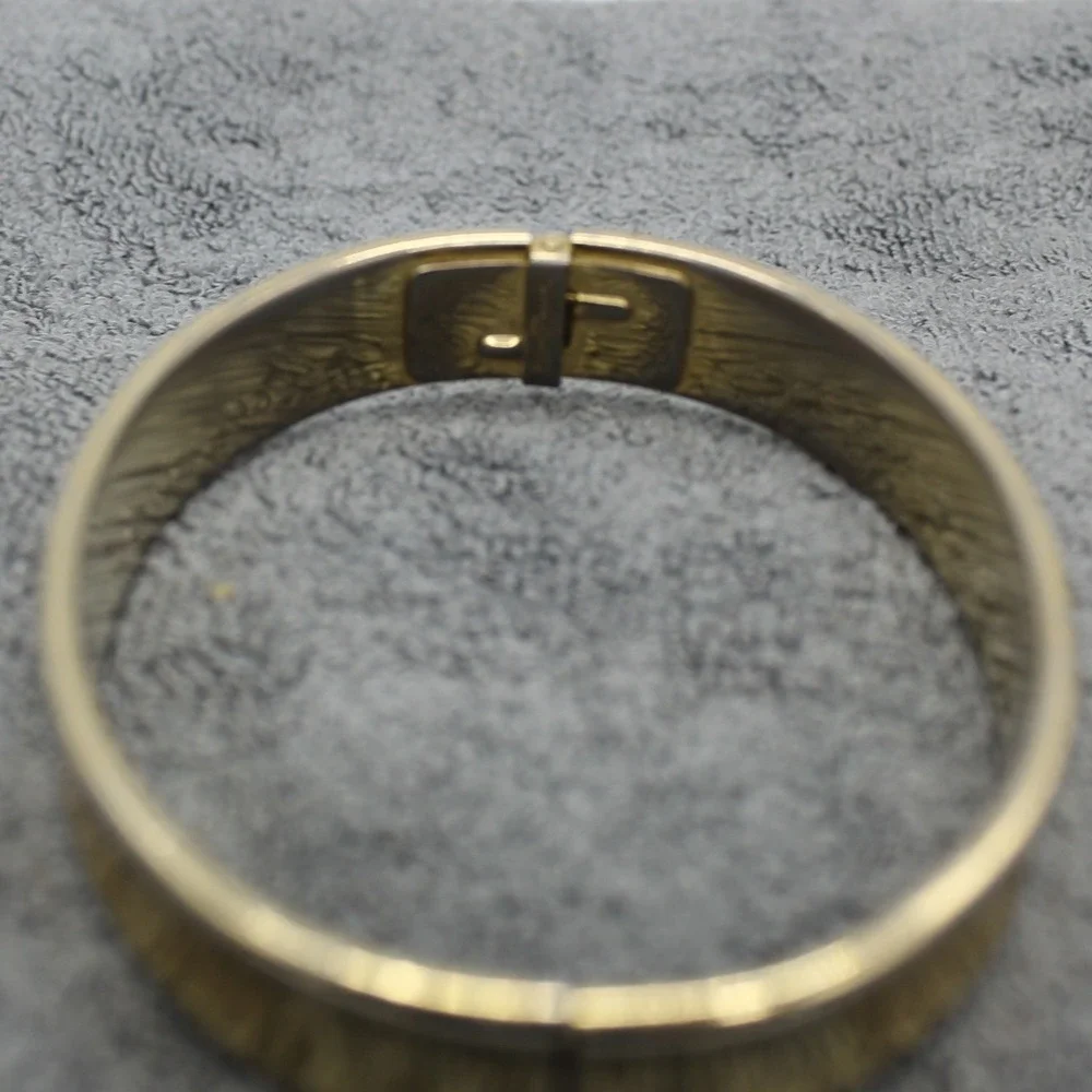 Vintage Gold Tone Oval Hinged Cuff Bangle Bracelet Classic Minimalist Retro